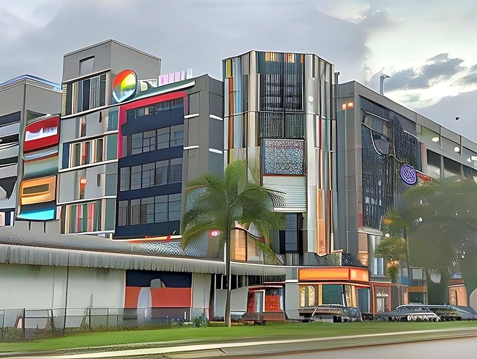 Clover Hotel
