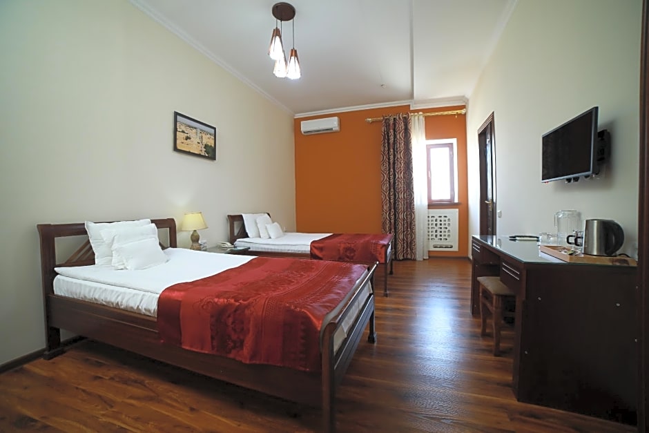 Hotel Arkanchi