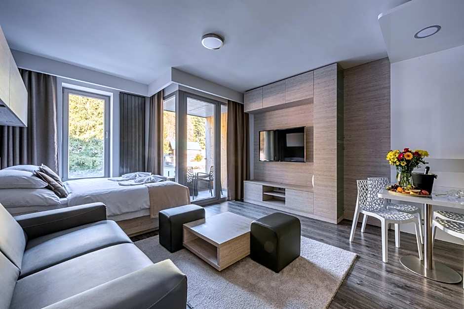 HOTEL PECR DEEP