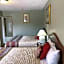 Niagara Inn & Suites