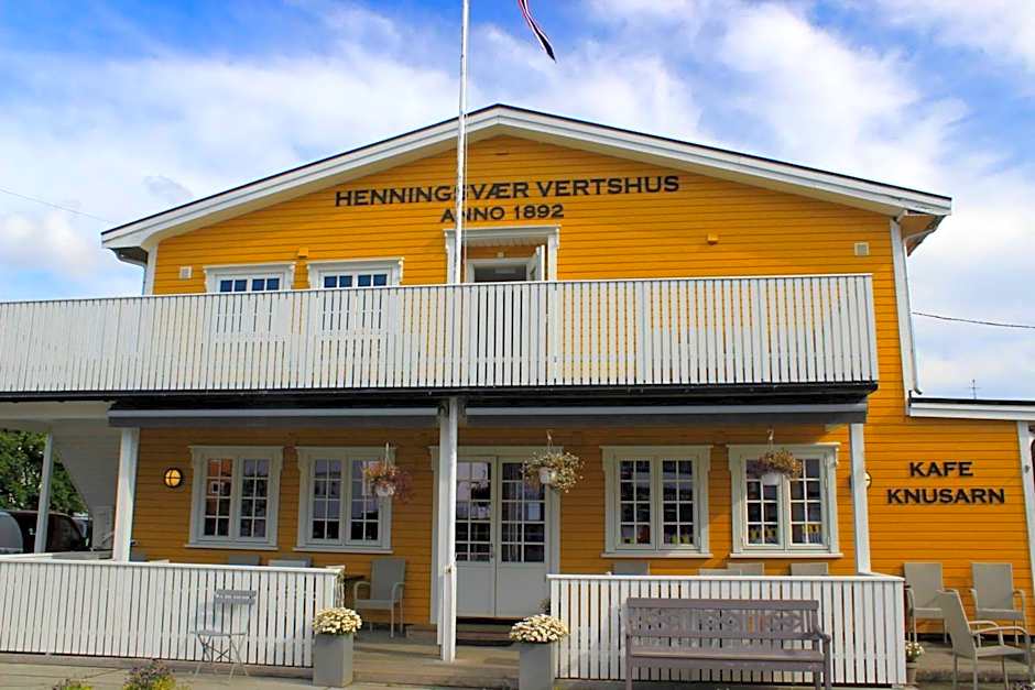 Henningsvær Guesthouse