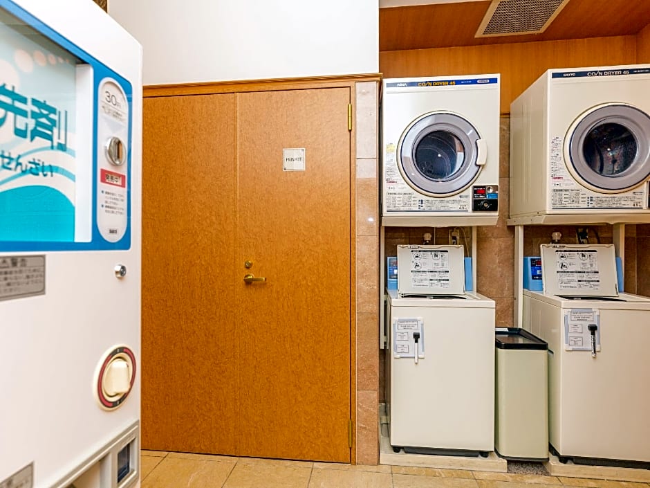 Toyoko Inn Nagoya-Eki Sakuradori-Guchi Honkan