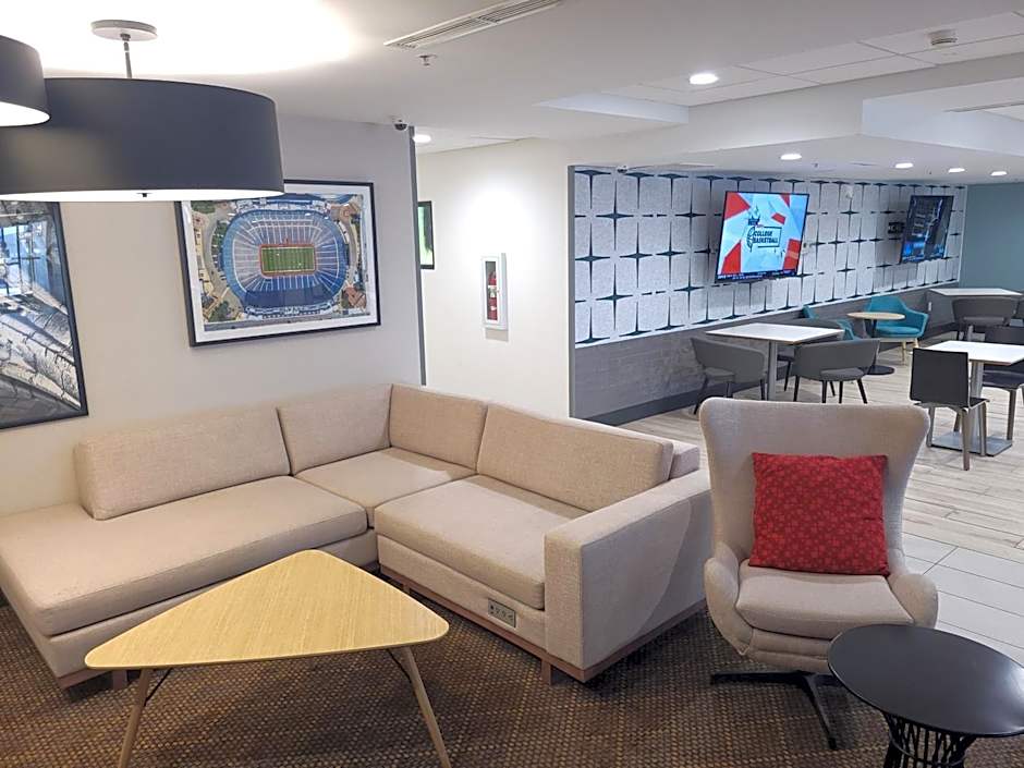 Holiday Inn Hotel & Suites Ann Arbor University of Michigan Area By IHG