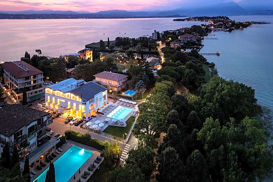 Hi Hotels Sirmione - Lakeview Pool