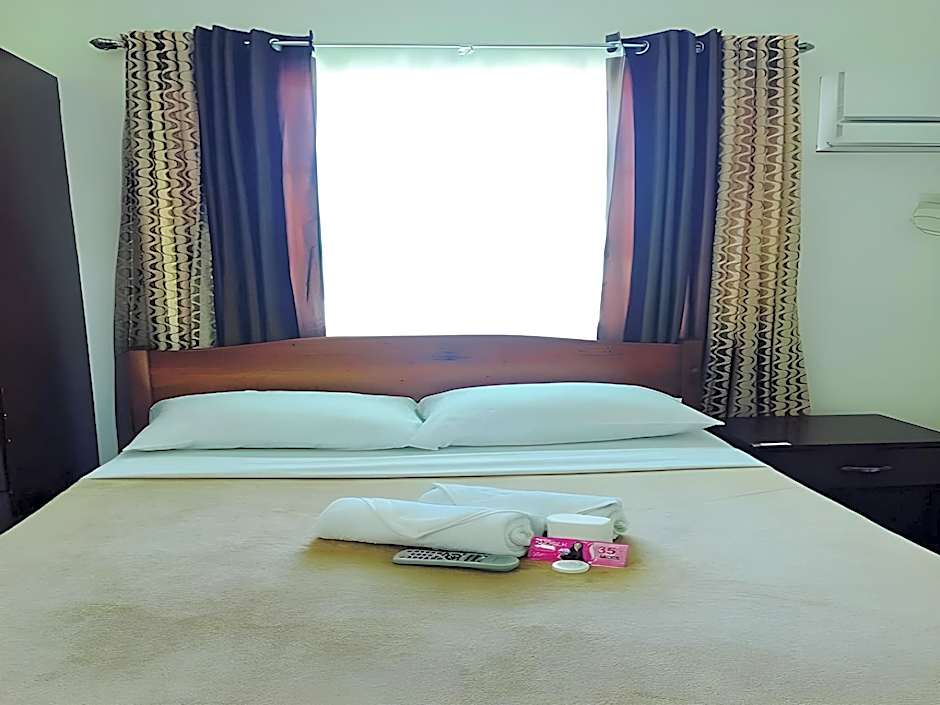 S-E Hotel And Residence