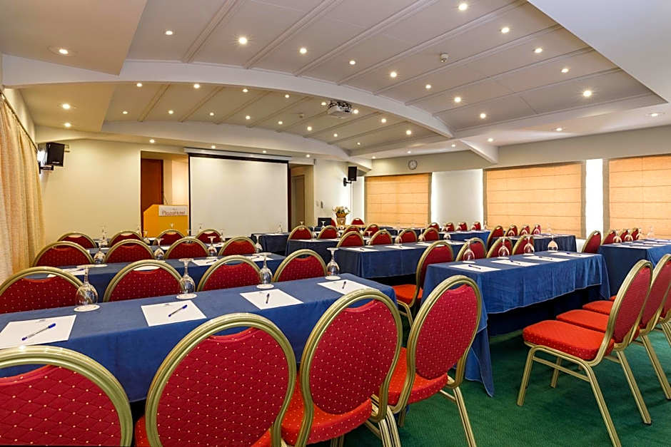 Best Western Plus Hotel Plaza