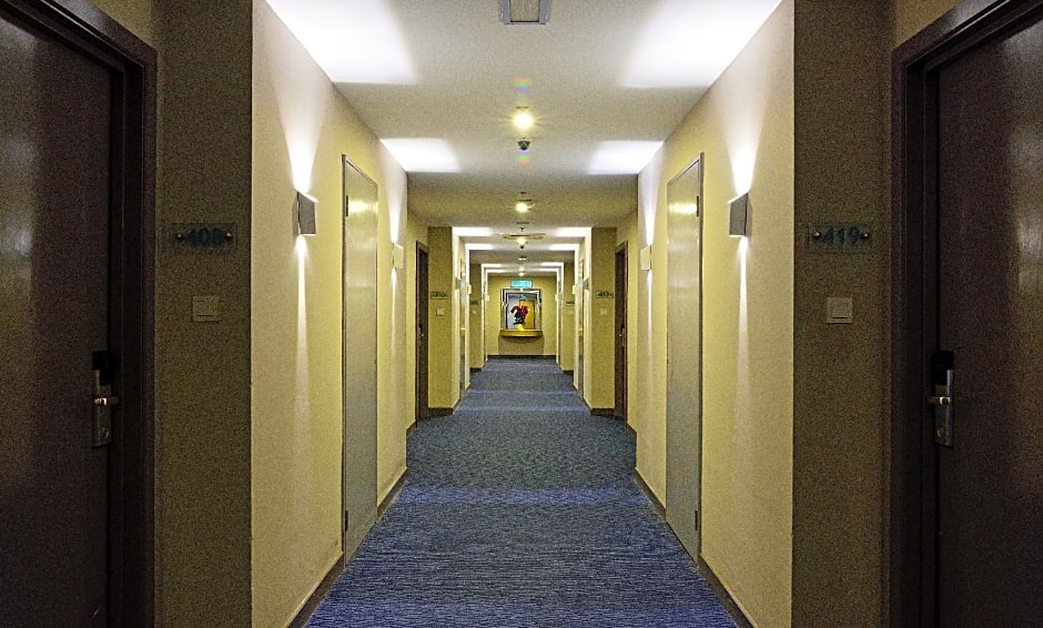 Oceania Hotel