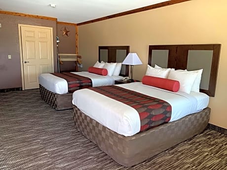 2 queen beds, mobility accessible, communication assistance, roll in shower, non-smoking, continental breakfast