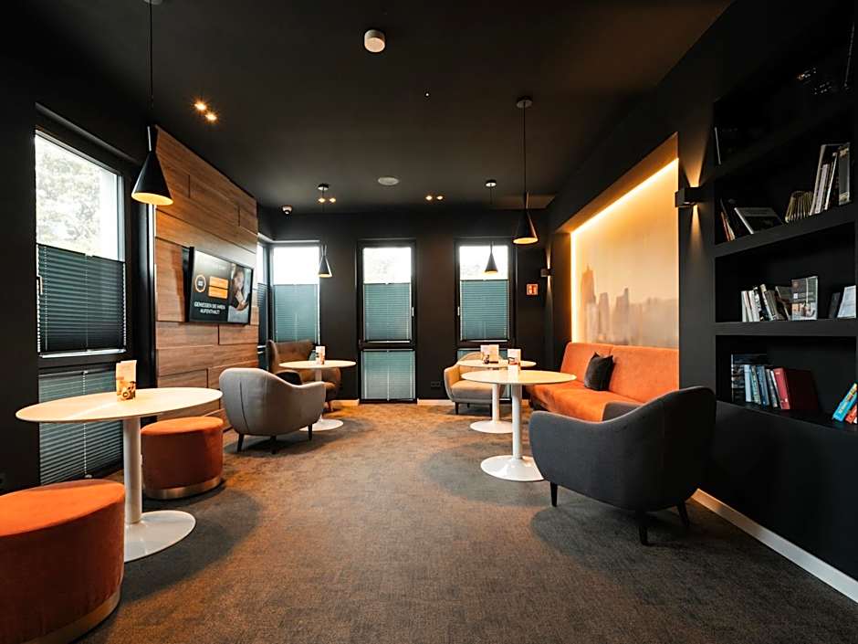 JustStay Grevenbroich Hotel & Apartments