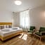 ELECTRIC Rooms & Suites