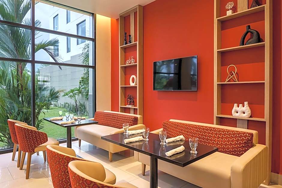 Courtyard by Marriott Panama Metromall