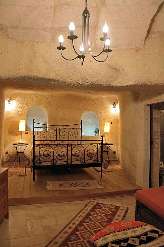 Chelebi Cave House Hotel