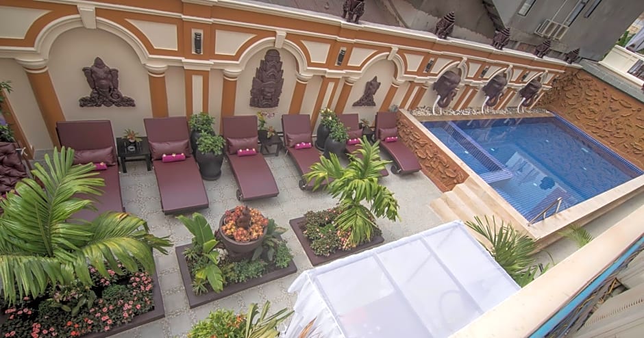 Photo 1 of 44 of Reaksmey Chanreas Hotel