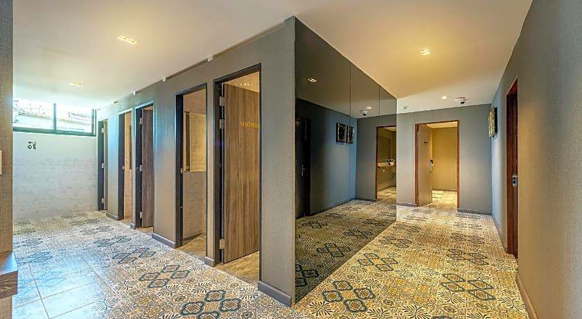 Happy Station Bangkok