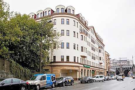 Bed in 4-Bed Dormitory Room