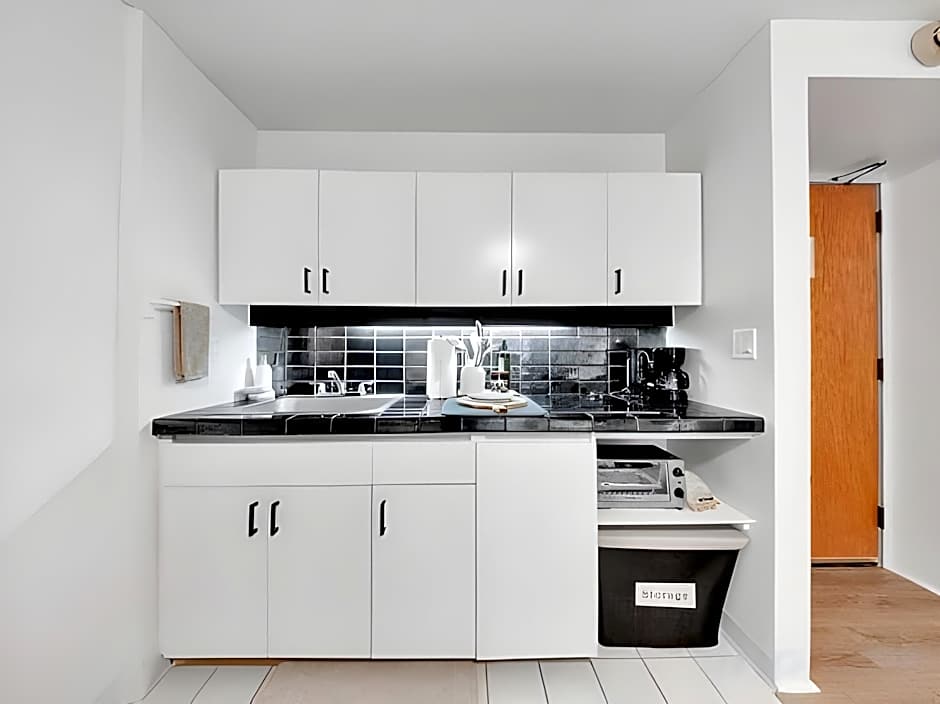 Bishop Suites @ Executive Centre