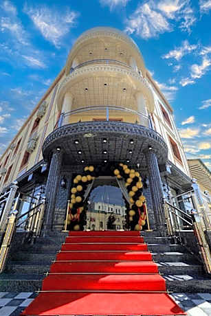 AMIR PLAZA PREMIUM hotel