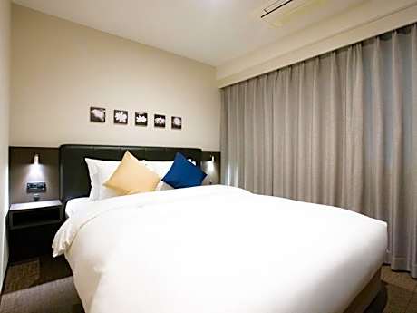 Standard Double Room - No Daily Cleaning - Non-Smoking (Cashless Payment Only)