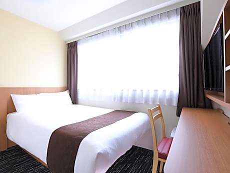 Standard Double Room - Non-Smoking