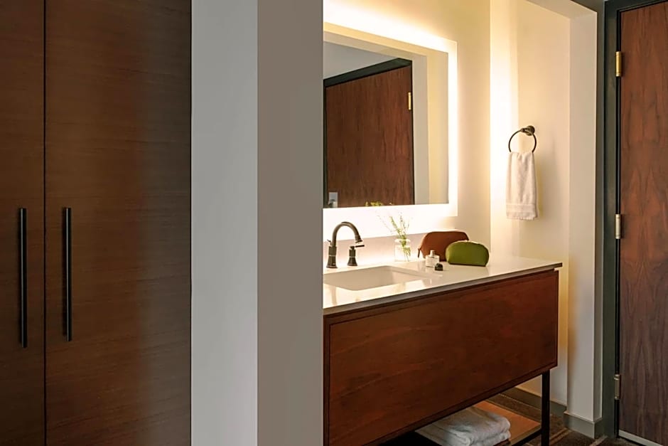 FOUND Hotel, Santa Monica