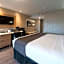 Hôtel & Suites Le Dauphin Québec
