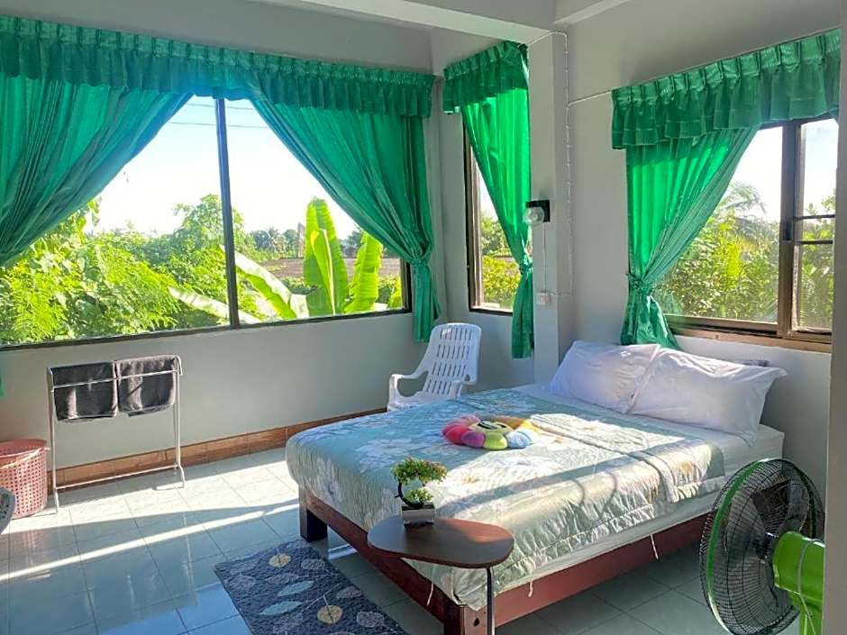 Mountain View Hostel - Krabi Airport near Wat ThamSuea