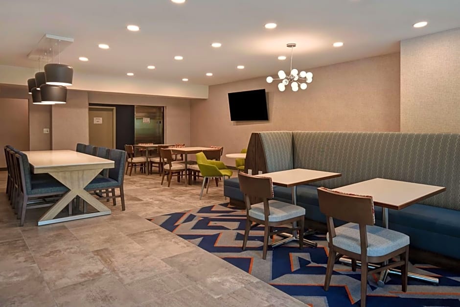 Hampton Inn By Hilton Potomac Mills/Woodbridge