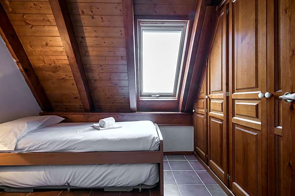 Apartamentos SNO Mont Romies Unhola