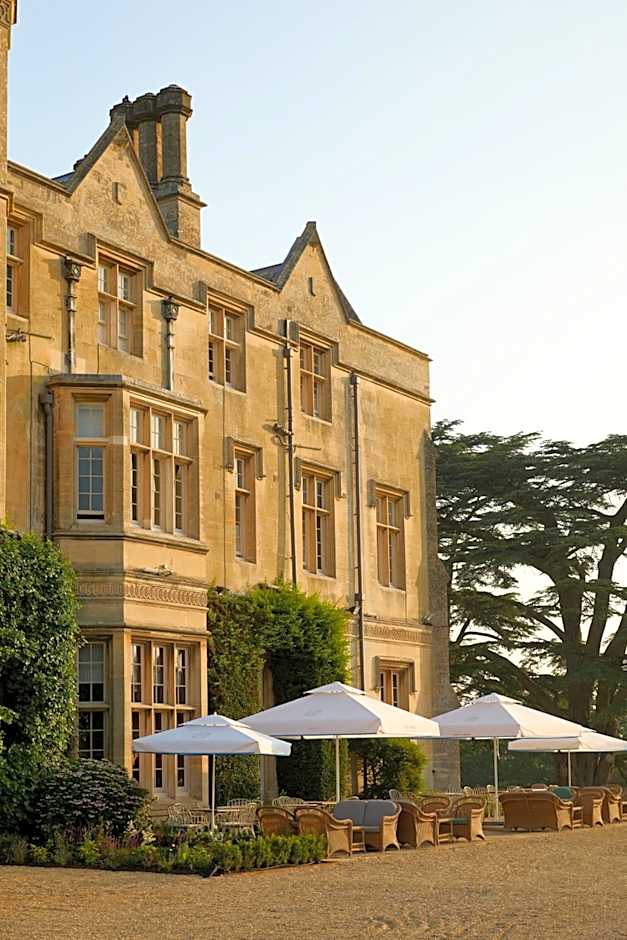 Dumbleton Hall