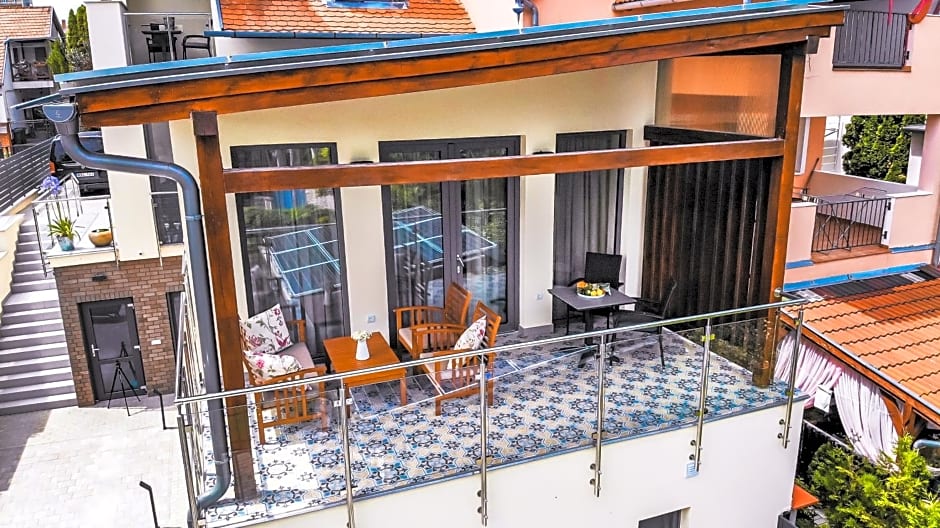 Kiss-Henézi Guest House