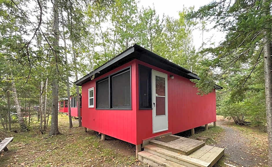 Forest & Lake PEI Cottages
