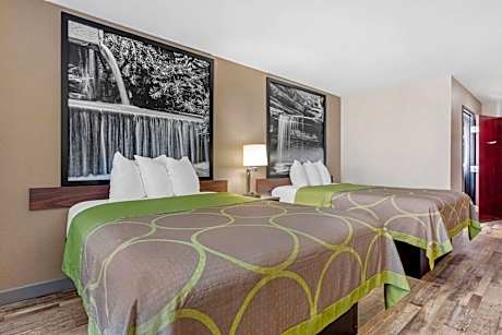 Queen Room with Two Queen Beds - Non-Smoking