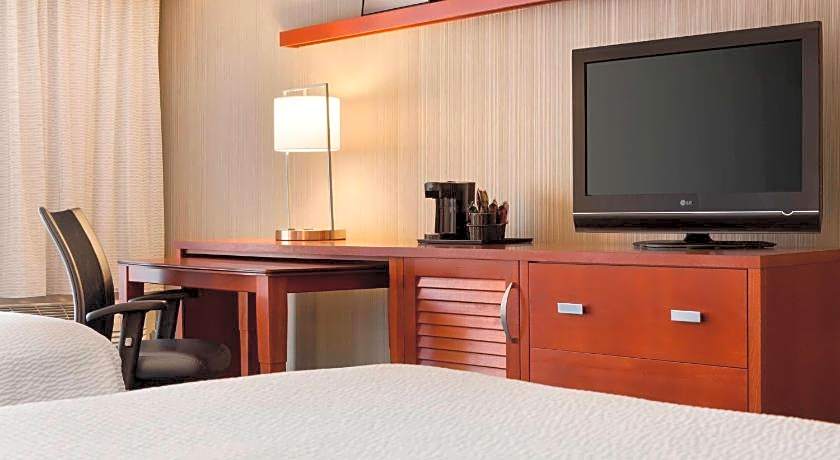 Courtyard by Marriott Champaign
