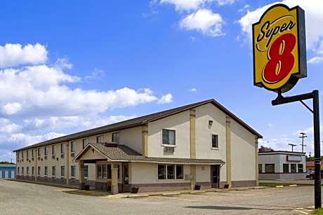 Super 8 by Wyndham Blackwell