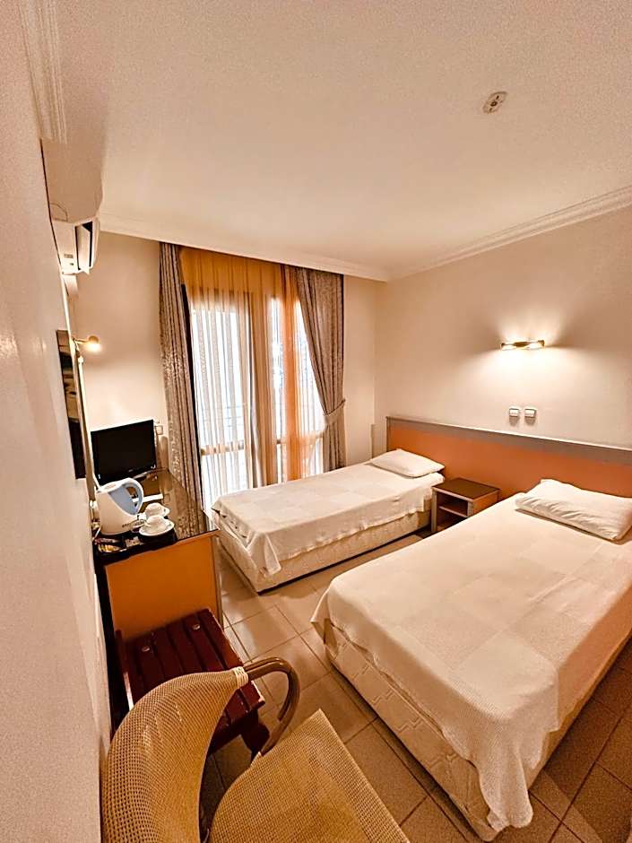 Ata Park Hotel