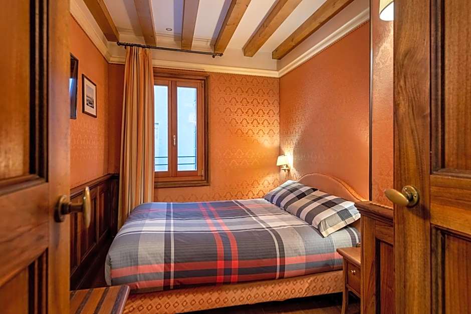 Hotel Montecarlo