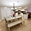 Beach Palms- Unit 102