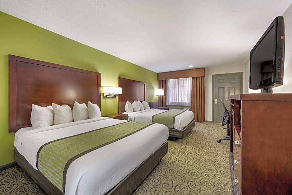 SureStay Hotel by Best Western Deer Park