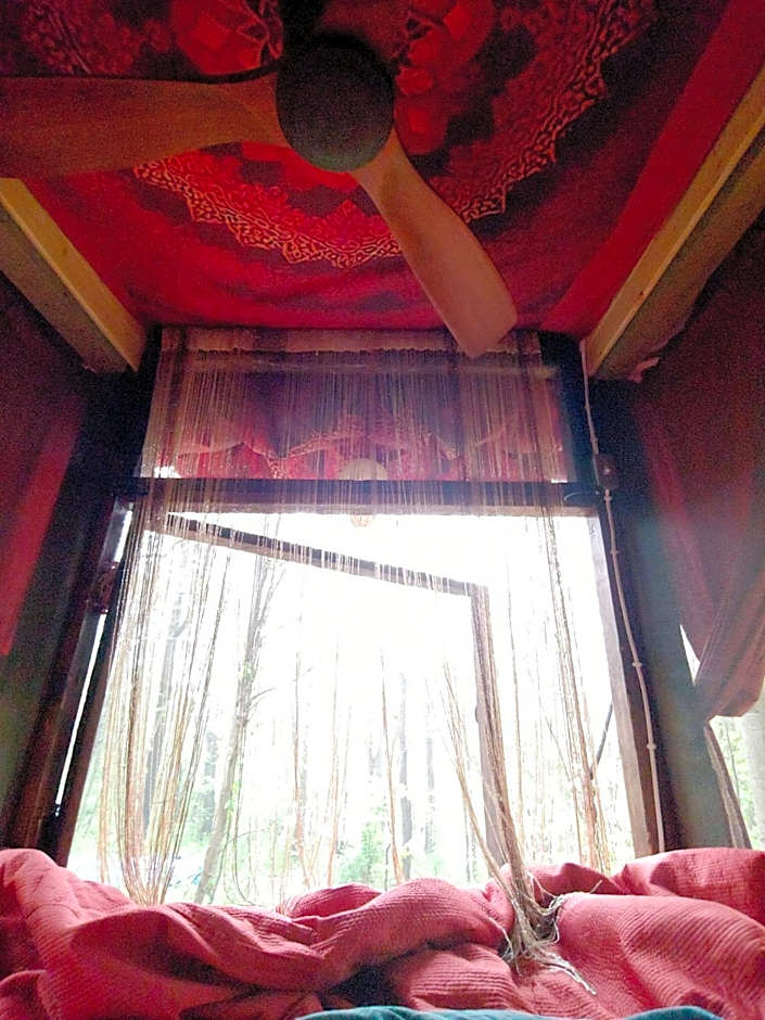 Lost River Hostel