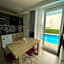 Elanis Suites