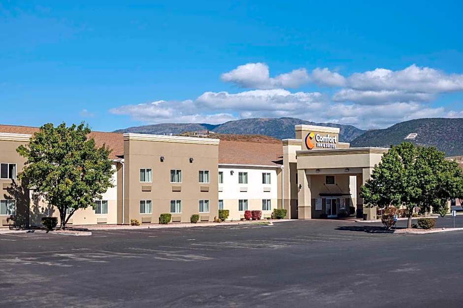Comfort Inn & Suites Beaver - Interstate 15 North