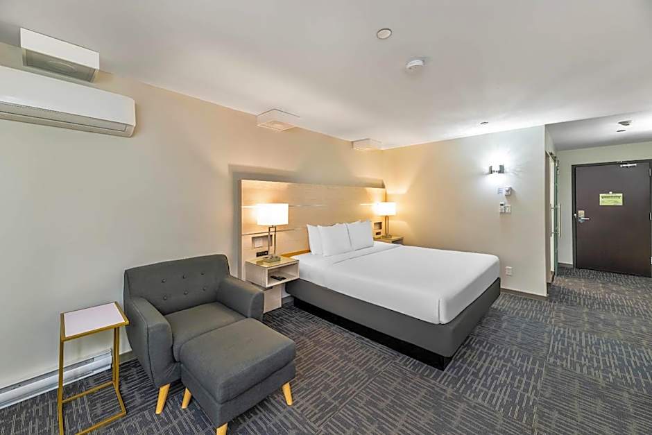 Quality Inn Sunshine Suites