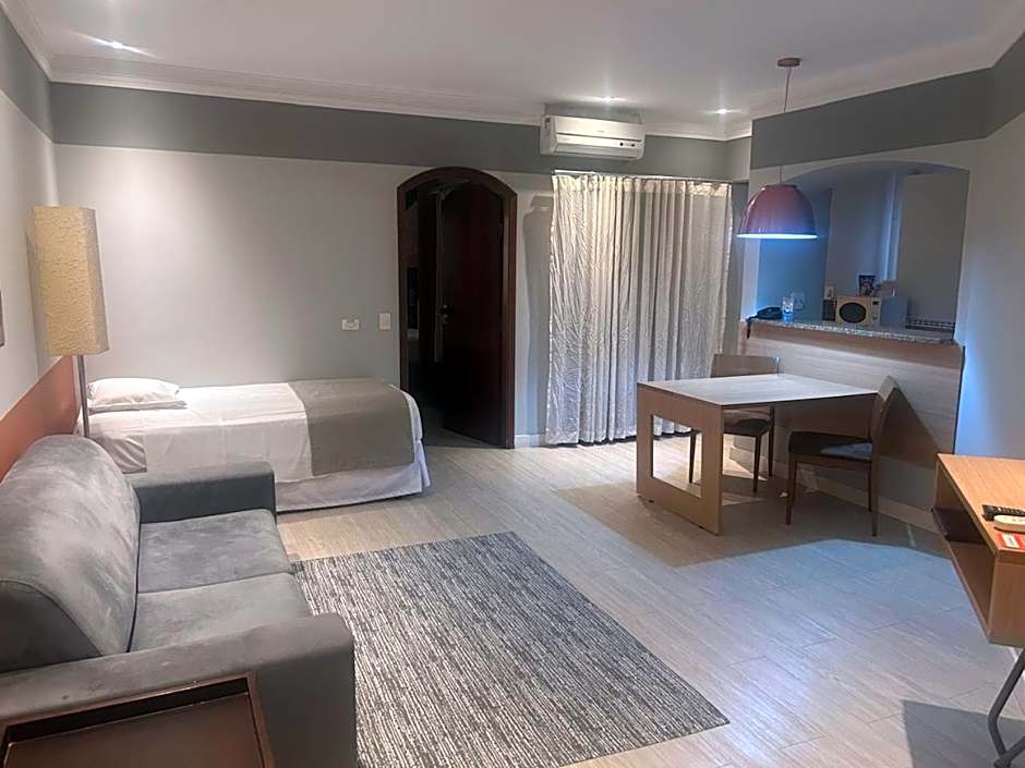 Cosmopolitan Praia Flat