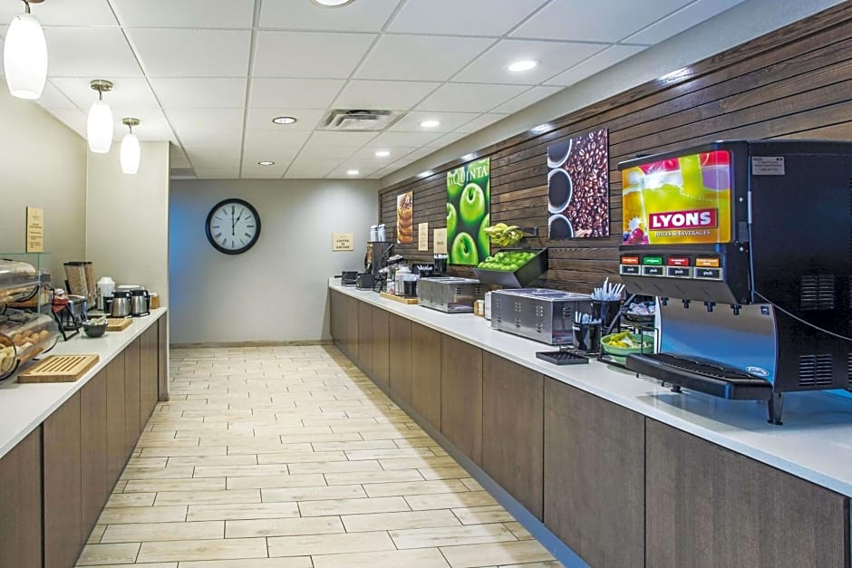 La Quinta Inn & Suites by Wyndham Duluth