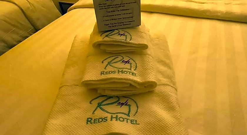 Red’s Hotel