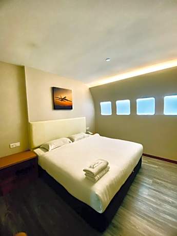 Premium King Room