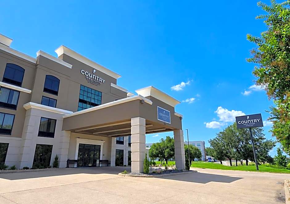 Country Inn & Suites by Radisson, Tyler University Area