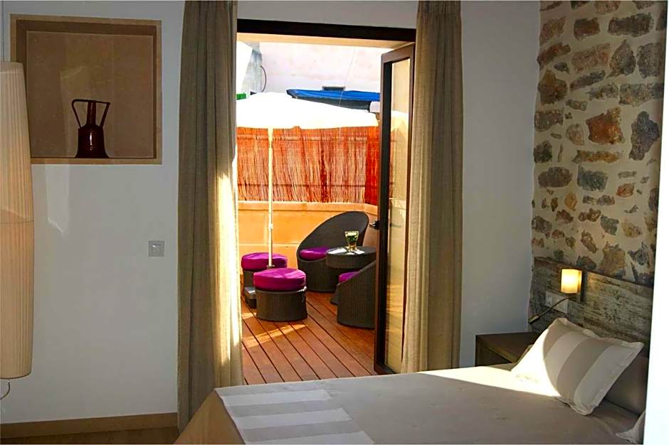 Petit Hotel C'an Mel