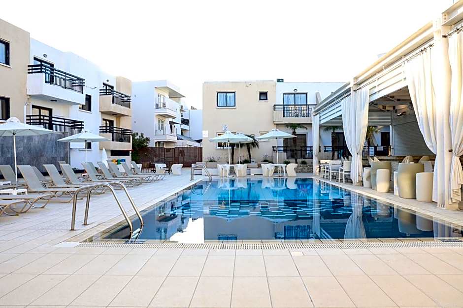 Senator Hotel Apartments