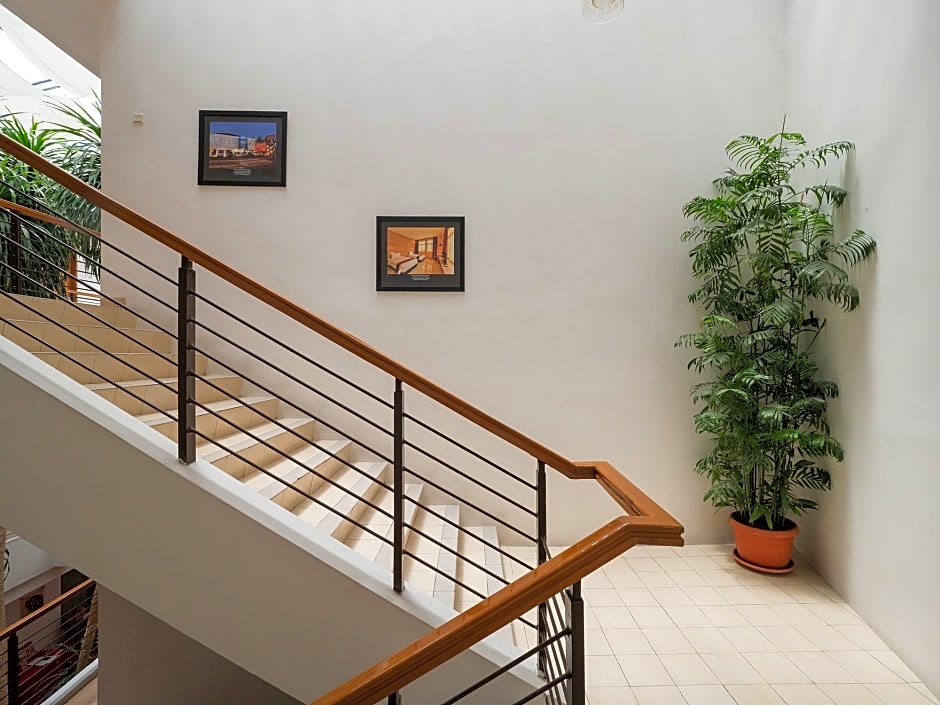 The Cherry Homes Hotel & Residence